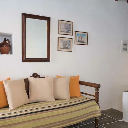 アパート Aris & Maria