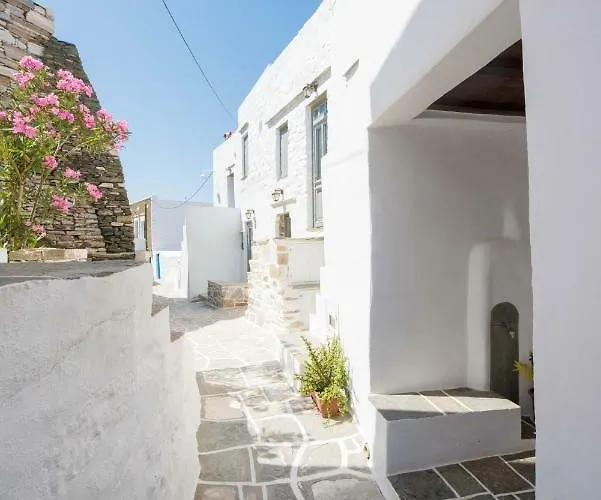 Aris & Maria 아파트 *