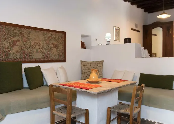 아파트 Aris & Maria *