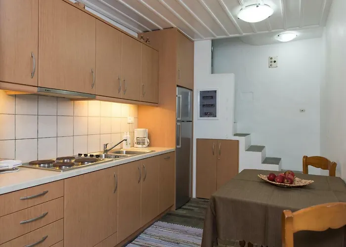 Apartment Aris & Maria Houses Kástron